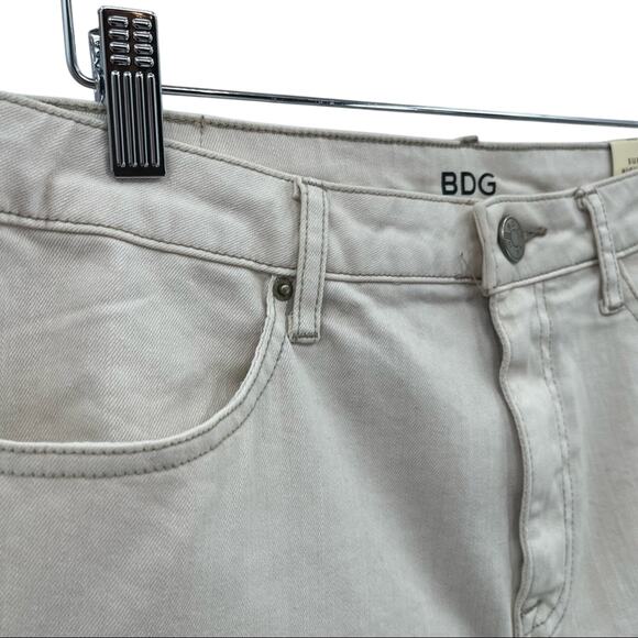 NWT Urban Outfitters BDG Super High Rise Spade Pin Up Festival Jean Shorts 28 - Picture 4 of 10